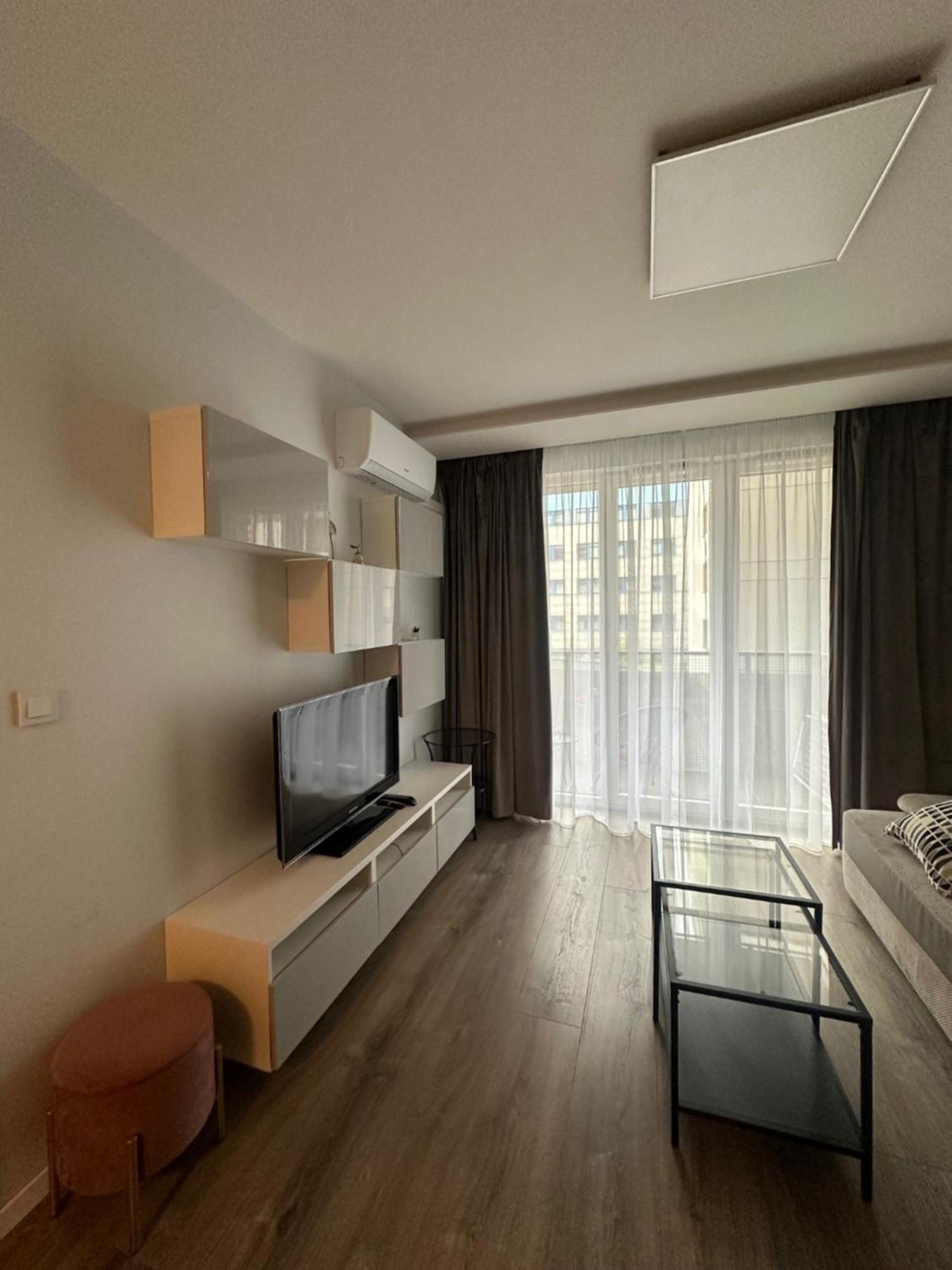Modern Apartment Near To The Chopin'S Airport Cybernetyki 2A Varsavia Esterno foto